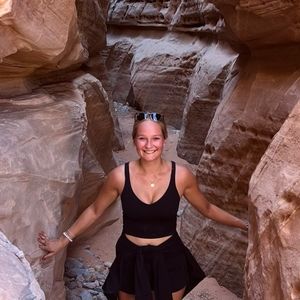 Meet your Posher, Milou